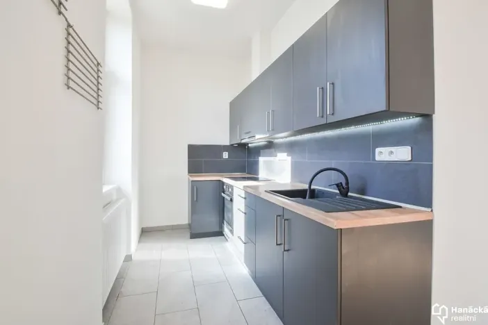 Pronájem bytu 3+kk, Olomouc, Jeremenkova, 48 m2