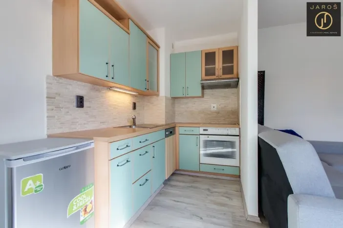 Pronájem bytu 2+kk, Praha - Libeň, Nad Rokoskou, 54 m2