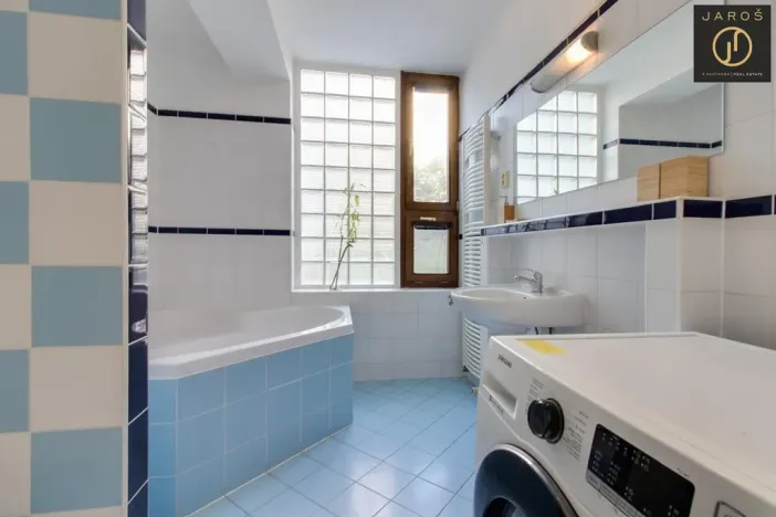 Pronájem bytu 2+kk, Praha - Libeň, Nad Rokoskou, 54 m2