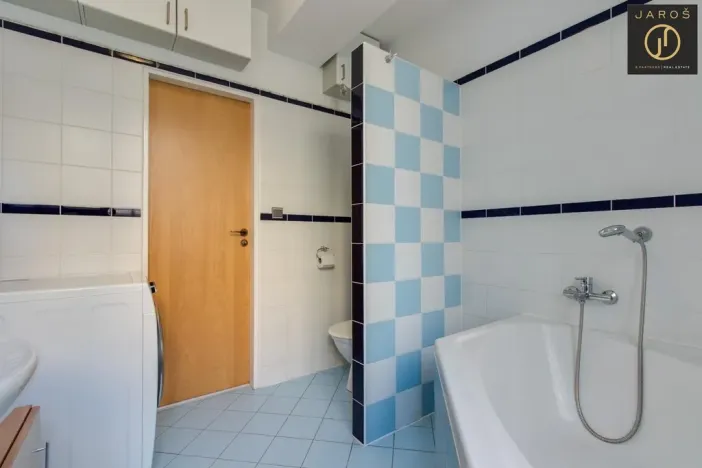 Pronájem bytu 2+kk, Praha - Libeň, Nad Rokoskou, 54 m2