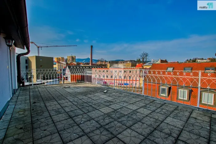 Pronájem bytu 2+kk, Liberec - Liberec III-Jeřáb, Barvířská, 65 m2