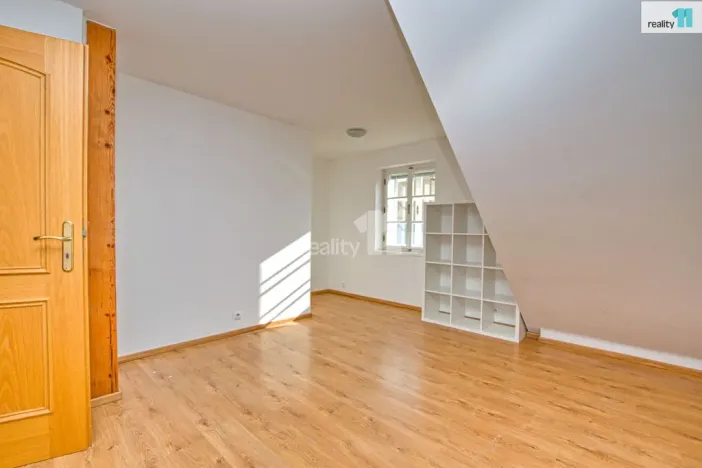 Pronájem bytu 2+kk, Liberec - Liberec III-Jeřáb, Barvířská, 65 m2