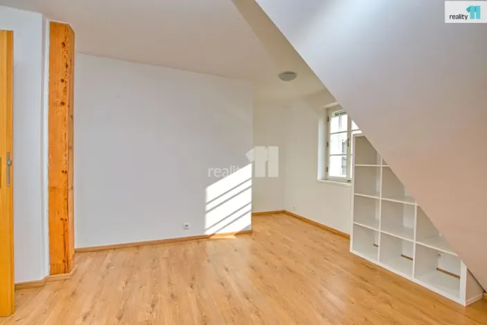 Pronájem bytu 2+kk, Liberec - Liberec III-Jeřáb, Barvířská, 65 m2