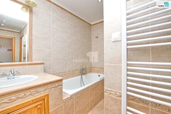 Pronájem bytu 2+kk, Liberec - Liberec III-Jeřáb, Barvířská, 65 m2