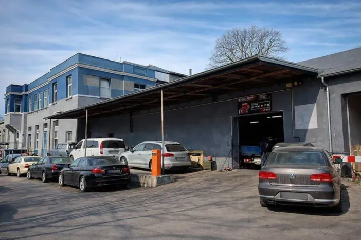 Pronájem výrobních prostor, Praha - Libeň, U Meteoru, 388 m2
