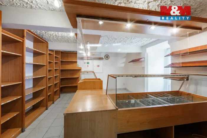 Prodej obchodního prostoru, Karlovy Vary, Moskevská, 85 m2