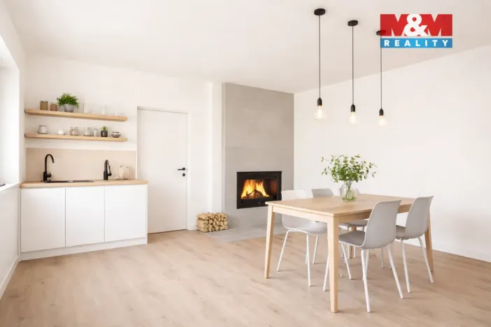 Prodej rodinného domu, Okřesaneč, 115 m2