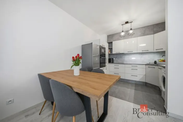 Prodej bytu 2+kk, Hradec Králové - Nový Hradec Králové, Antonína Petrofa, 54 m2