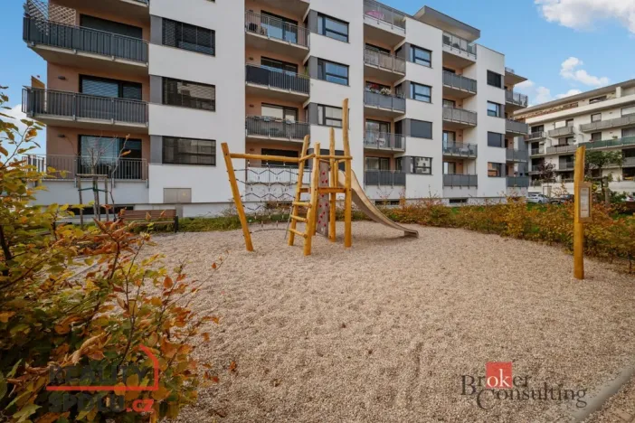 Prodej bytu 2+kk, Hradec Králové - Nový Hradec Králové, Antonína Petrofa, 54 m2