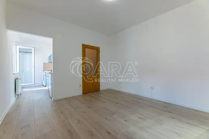 Pronájem bytu 1+kk, Praha - Vinohrady, 24 m2