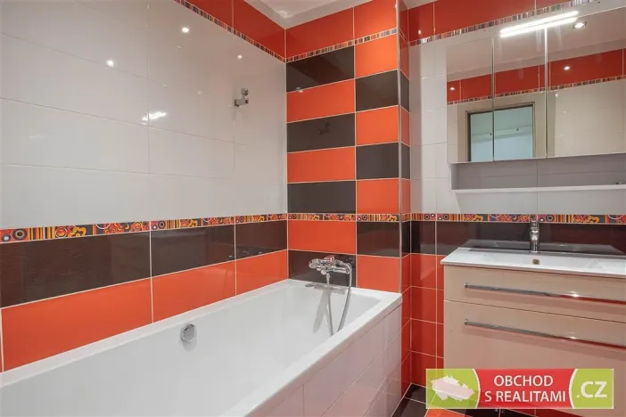 Pronájem bytu 3+kk, Praha, Dejvická, 106 m2