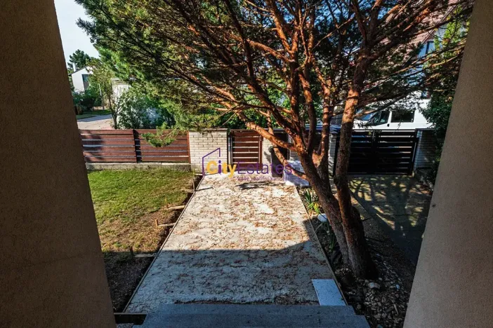 Pronájem rodinného domu, Praha - Šeberov, Zadní, 212 m2