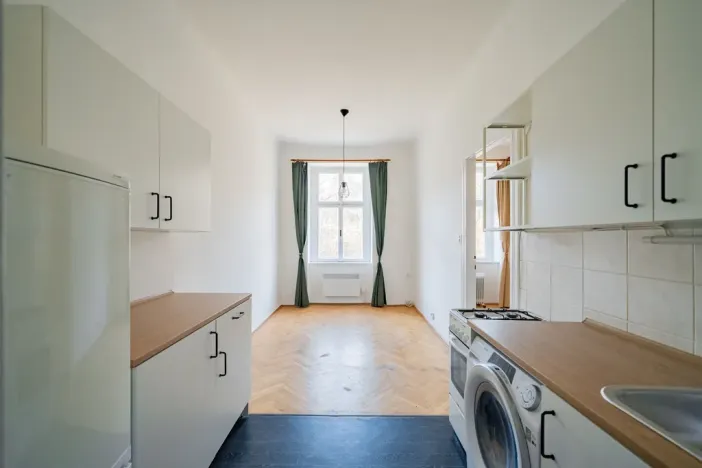 Pronájem bytu 2+kk, Praha - Smíchov, Holečkova, 39 m2