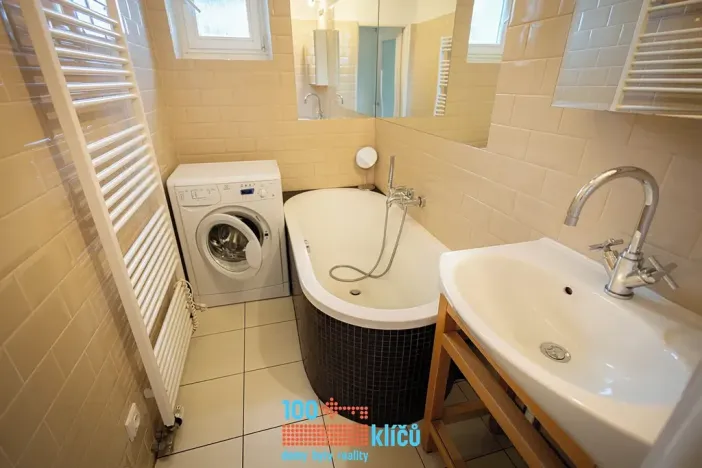 Pronájem bytu 2+1, Praha - Střešovice, Na Hubálce, 35 m2