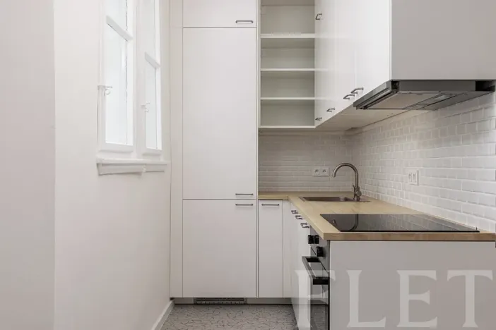 Prodej bytu 2+1, Praha - Holešovice, Tusarova, 69 m2