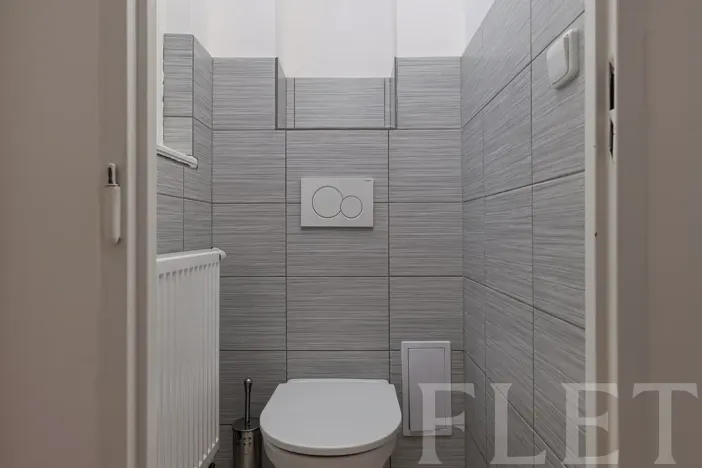 Prodej bytu 2+kk, Praha - Holešovice, U garáží, 44 m2