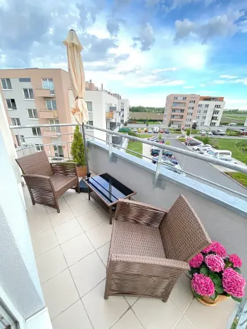 Pronájem bytu 2+kk, Praha - Letňany, Hlučkova, 58 m2