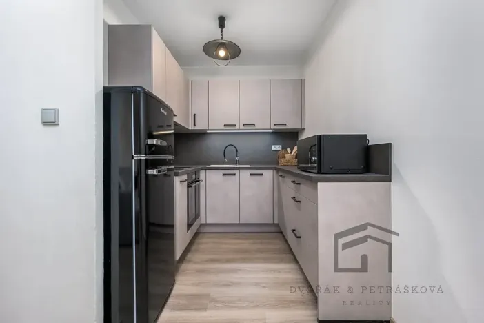 Pronájem bytu 2+kk, Praha - Kunratice, Jana Růžičky, 45 m2