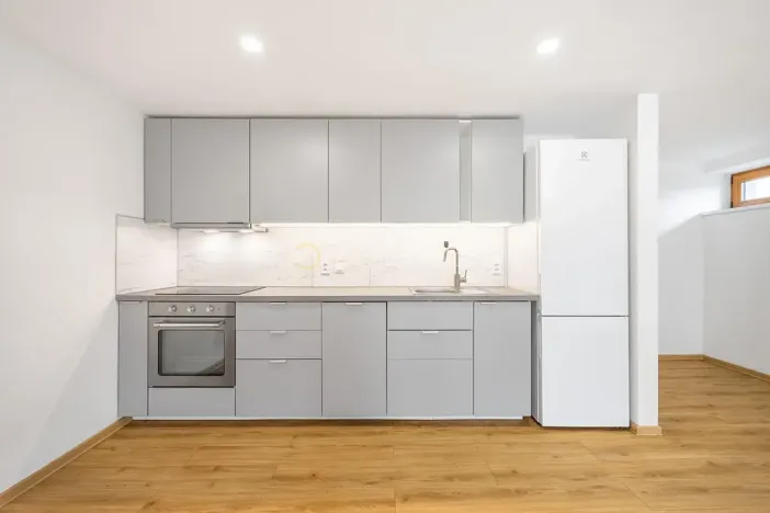 Prodej bytu 2+kk, Praha - Lhotka, K Novému dvoru, 64 m2