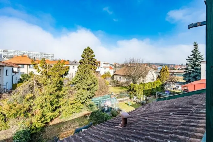 Pronájem rodinného domu, Praha - Kobylisy, Sedlecká, 200 m2