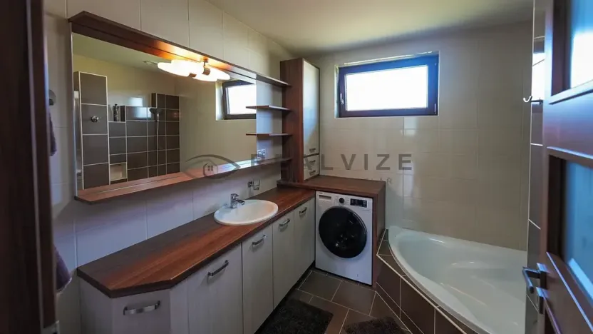 Prodej rodinného domu, Borovany, 237 m2