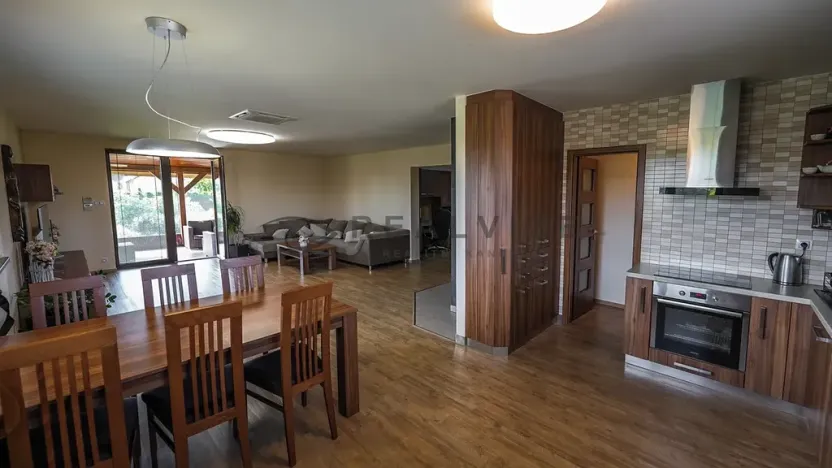 Prodej rodinného domu, Borovany, 237 m2