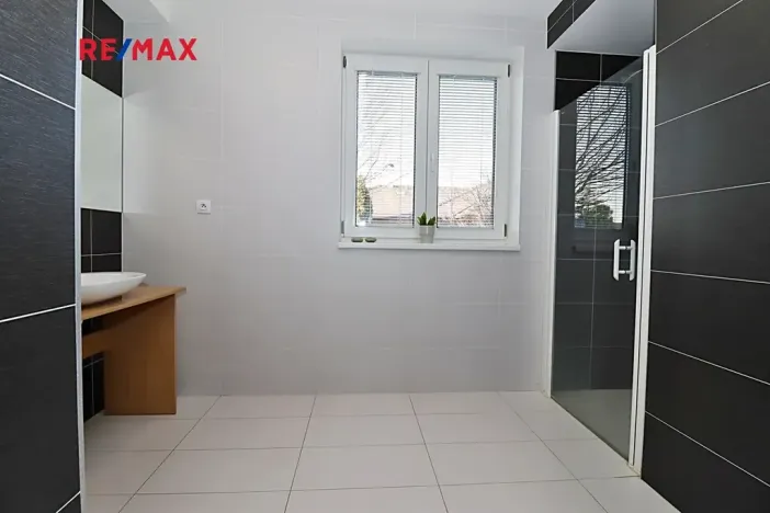 Prodej rodinného domu, Mikulovice, V Loučkách, 231 m2