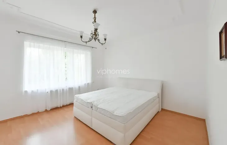 Pronájem vily, Praha - Suchdol, Havraní, 220 m2