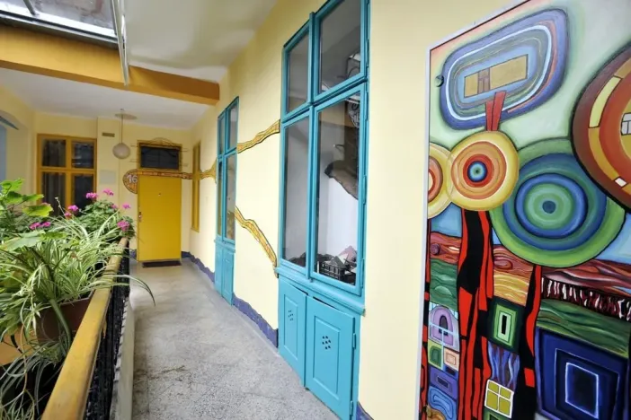 Pronájem bytu 1+kk, Praha, Viktora Huga, 38 m2