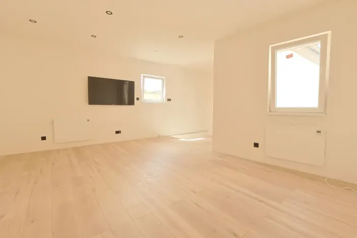 Pronájem bytu 2+kk, Jablonec nad Nisou, Nádražní, 55 m2