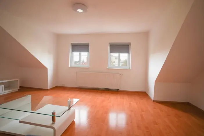 Pronájem bytu 2+1, Teplice, Heydukova, 60 m2