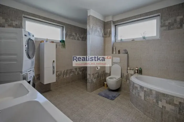 Prodej rodinného domu, Kbelany, 142 m2