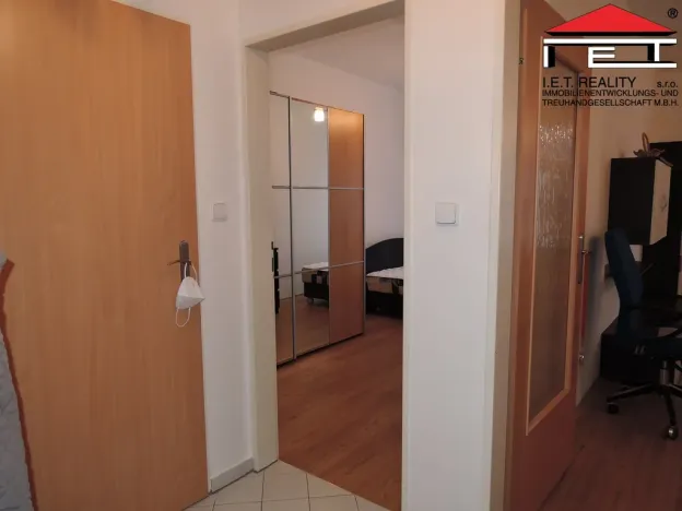 Pronájem bytu 2+kk, Praha - Vysočany, Poděbradská, 49 m2