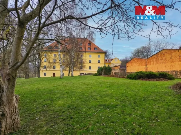 Pronájem bytu 1+kk, Praha - Troja, Povltavská, 66 m2