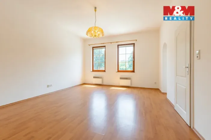 Pronájem bytu 1+kk, Strakonice - Strakonice I, Palackého náměstí, 42 m2