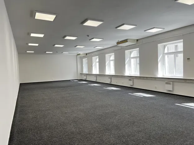 Pronájem kanceláře, Praha - Žižkov, Hartigova, 170 m2