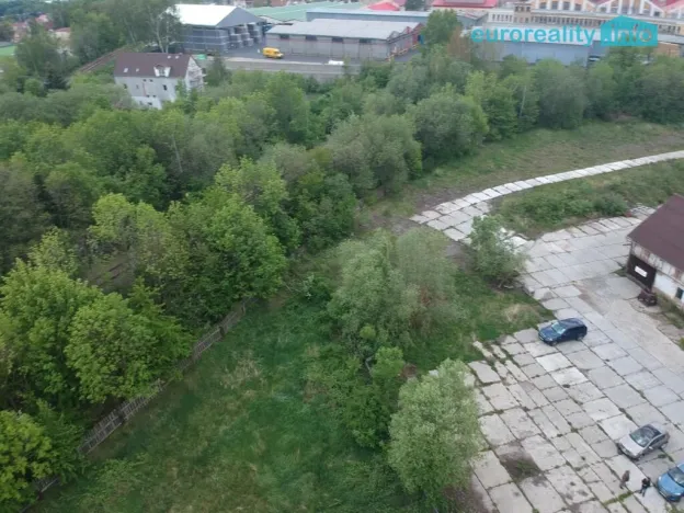 Prodej výrobních prostor, Dubí, Horská, 1000 m2