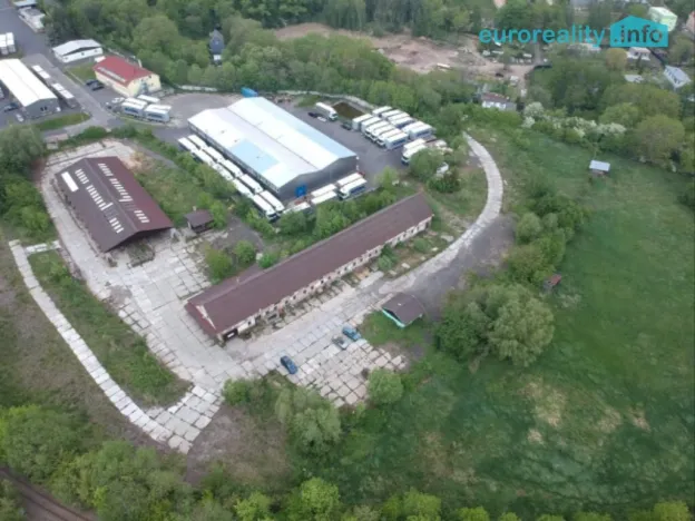 Prodej výrobních prostor, Dubí, Horská, 1000 m2