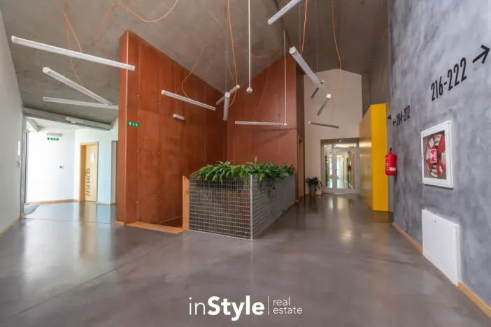 Pronájem kanceláře, Staré Město, Zerzavice, 51 m2