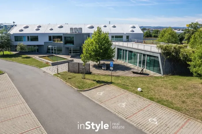 Pronájem kanceláře, Staré Město, Zerzavice, 51 m2