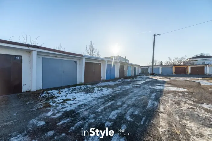 Prodej garáže, Uherské Hradiště, Průmyslová, 17 m2