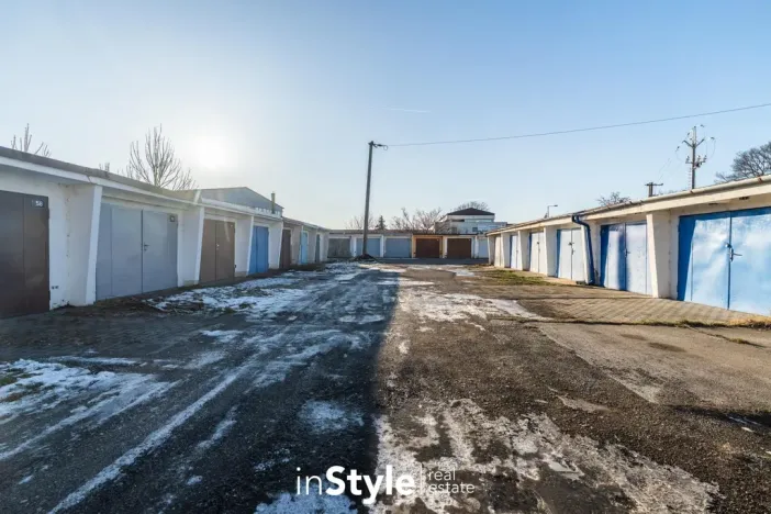 Prodej garáže, Uherské Hradiště, Průmyslová, 17 m2