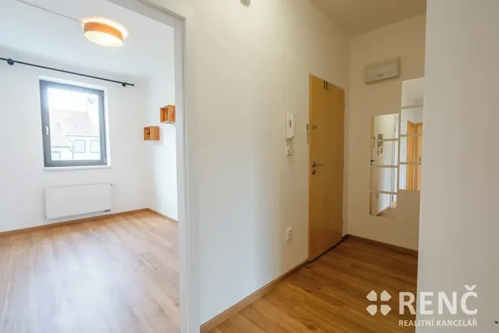 Pronájem bytu 3+kk, Brno, náměstí Republiky, 60 m2