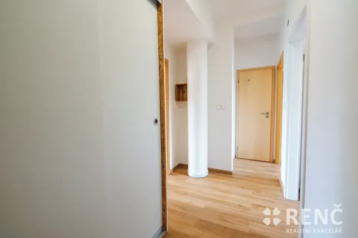 Pronájem bytu 3+kk, Brno, náměstí Republiky, 60 m2