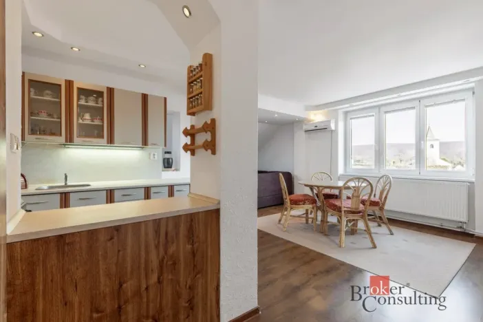 Pronájem bytu 2+kk, Kadov, 65 m2