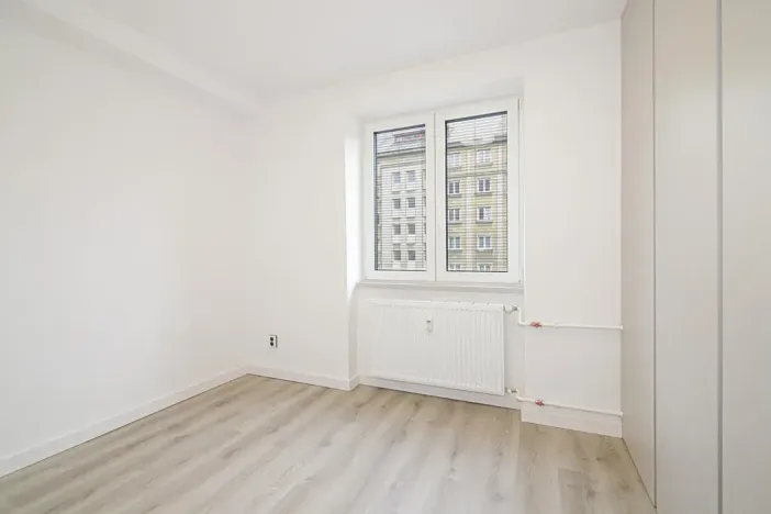 Pronájem bytu 2+kk, Ostrava, Čujkovova, 29 m2