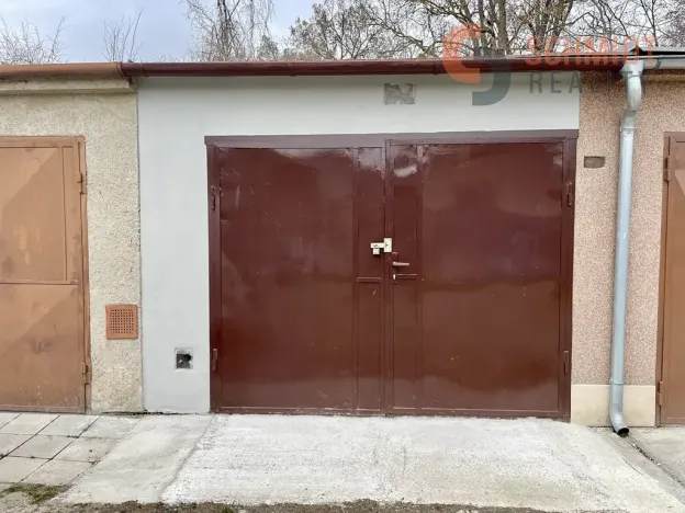 Prodej garáže, Břeclav, Kančí obora, 21 m2