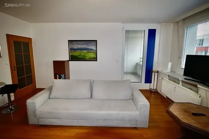 Dražba bytu 2+kk, Praha - Prosek, Nad šestikopy, 53 m2
