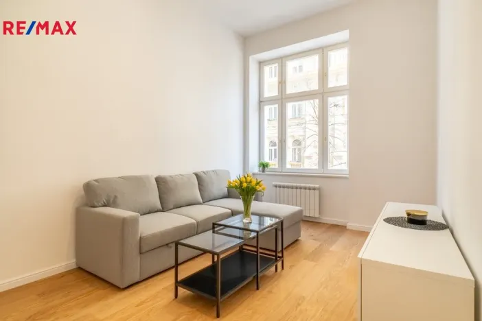 Pronájem bytu 2+kk, Praha - Vinohrady, Korunní, 55 m2
