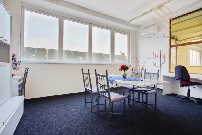 Pronájem obchodního prostoru, Polepy, 1200 m2